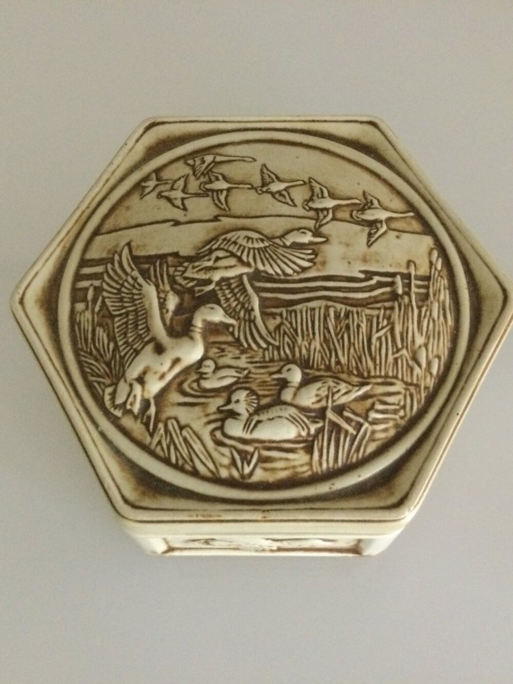 Vintage 1980 Avon Ceramarte Duck Covered Dish Trinket Holder with Lid Brazil